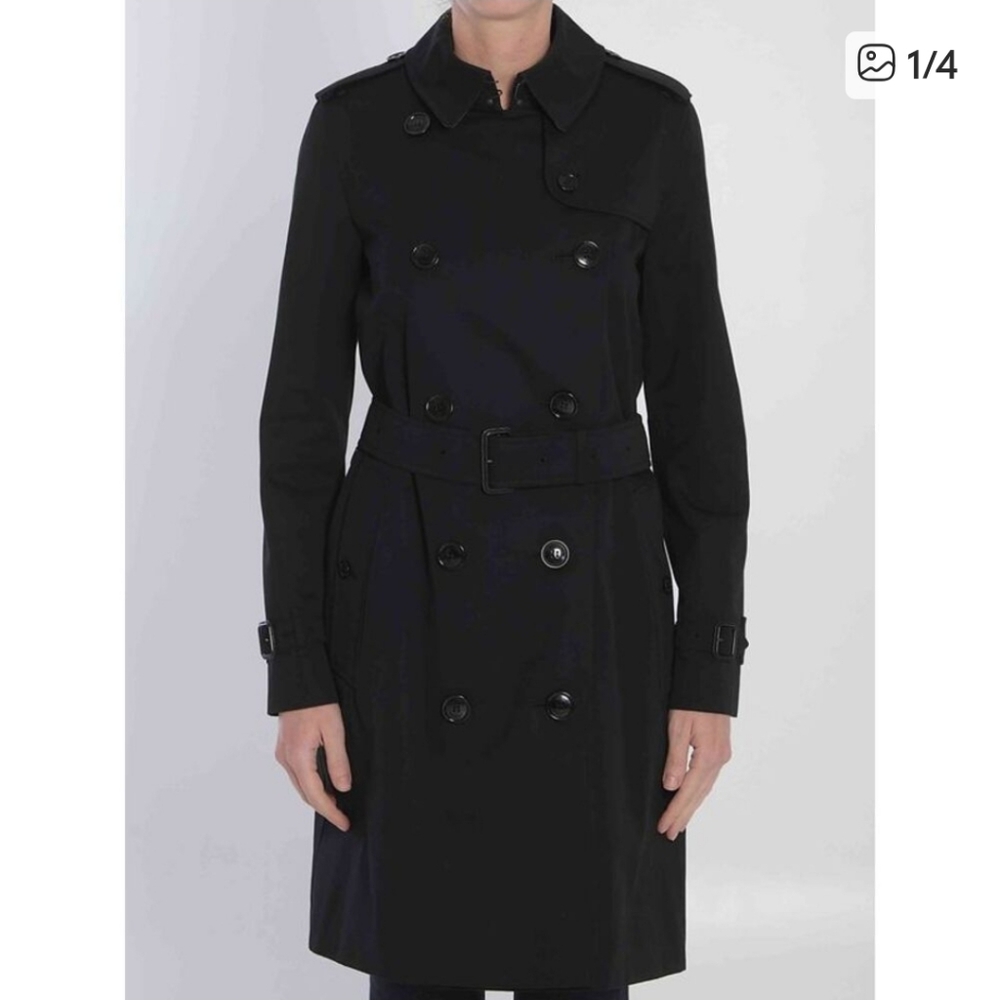 Burberry Black Kensington Trench Coat With Removable Liner!  Size 6